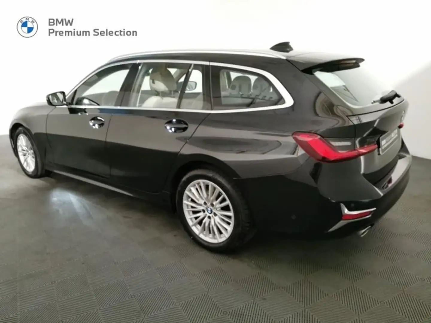 BMW 318 318dA MH 150ch Luxury Noir - 2