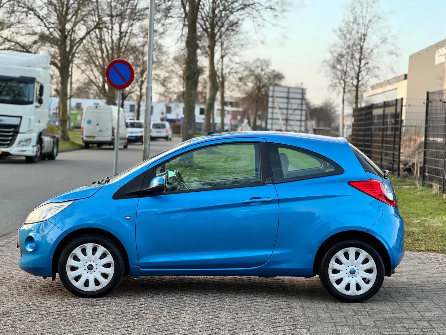Ford Ka/Ka+ 1.2 Titanium|APK 22-01-2027|NIEUWE DISTRIBUTIERIEM Blauw - 2