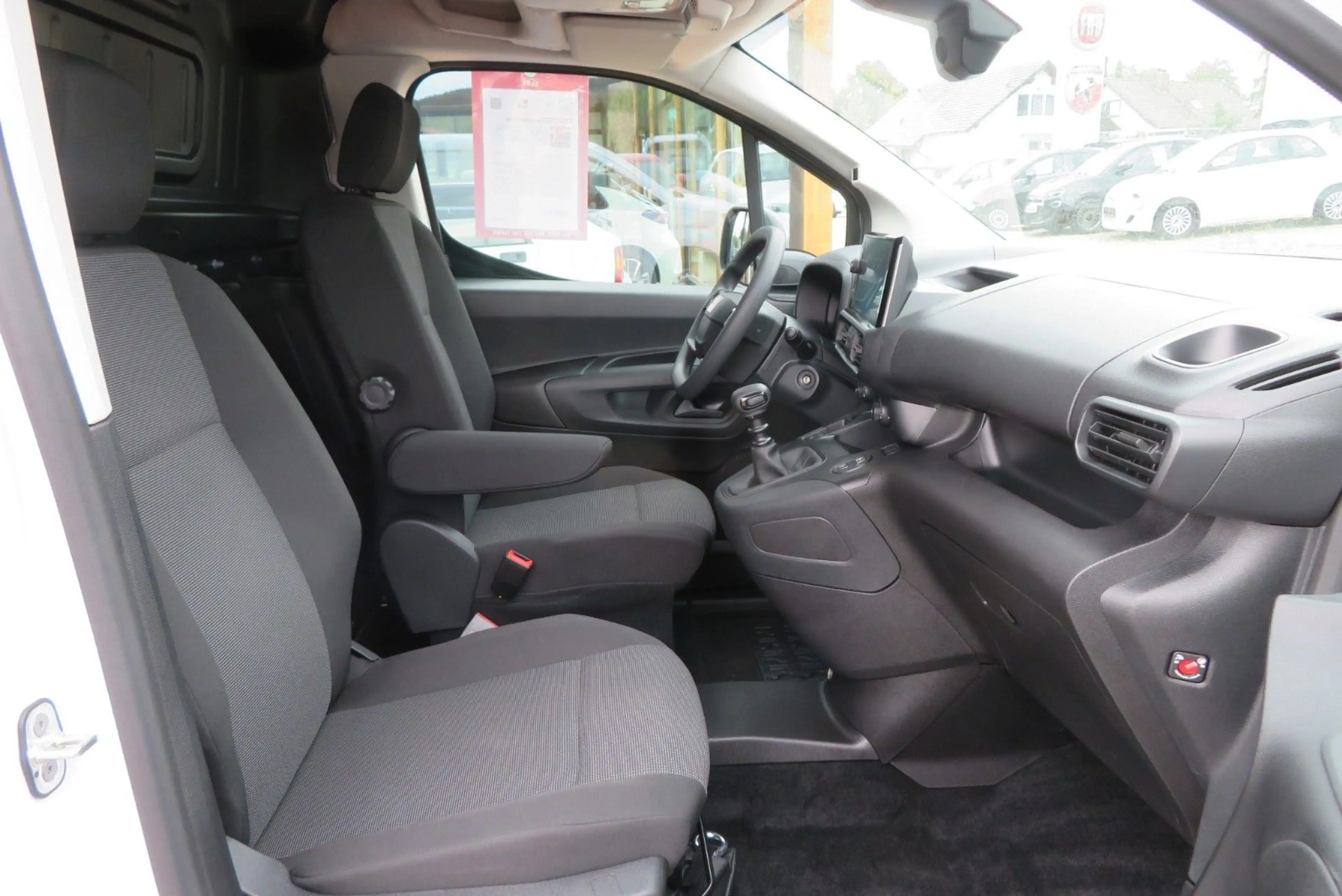 Fiat Doblo Doblò Kasten M 1.5 Diesel 75 kW — photo 7