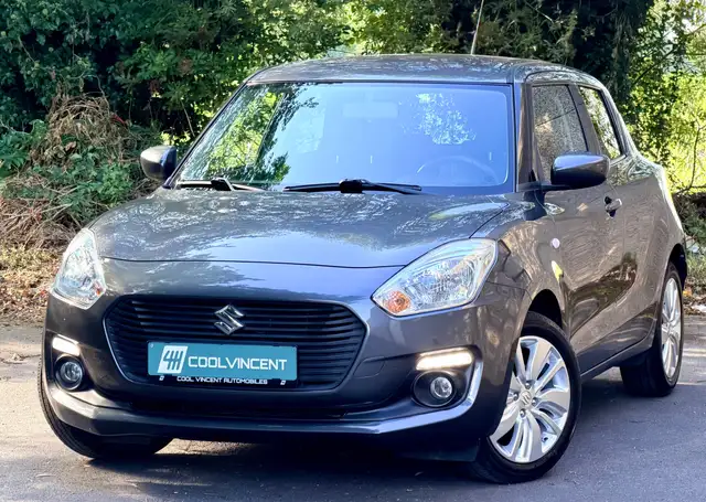 Suzuki Swift 1ERE MAIN // FULL CARNET // CAMERA // ETAT PARFAIT