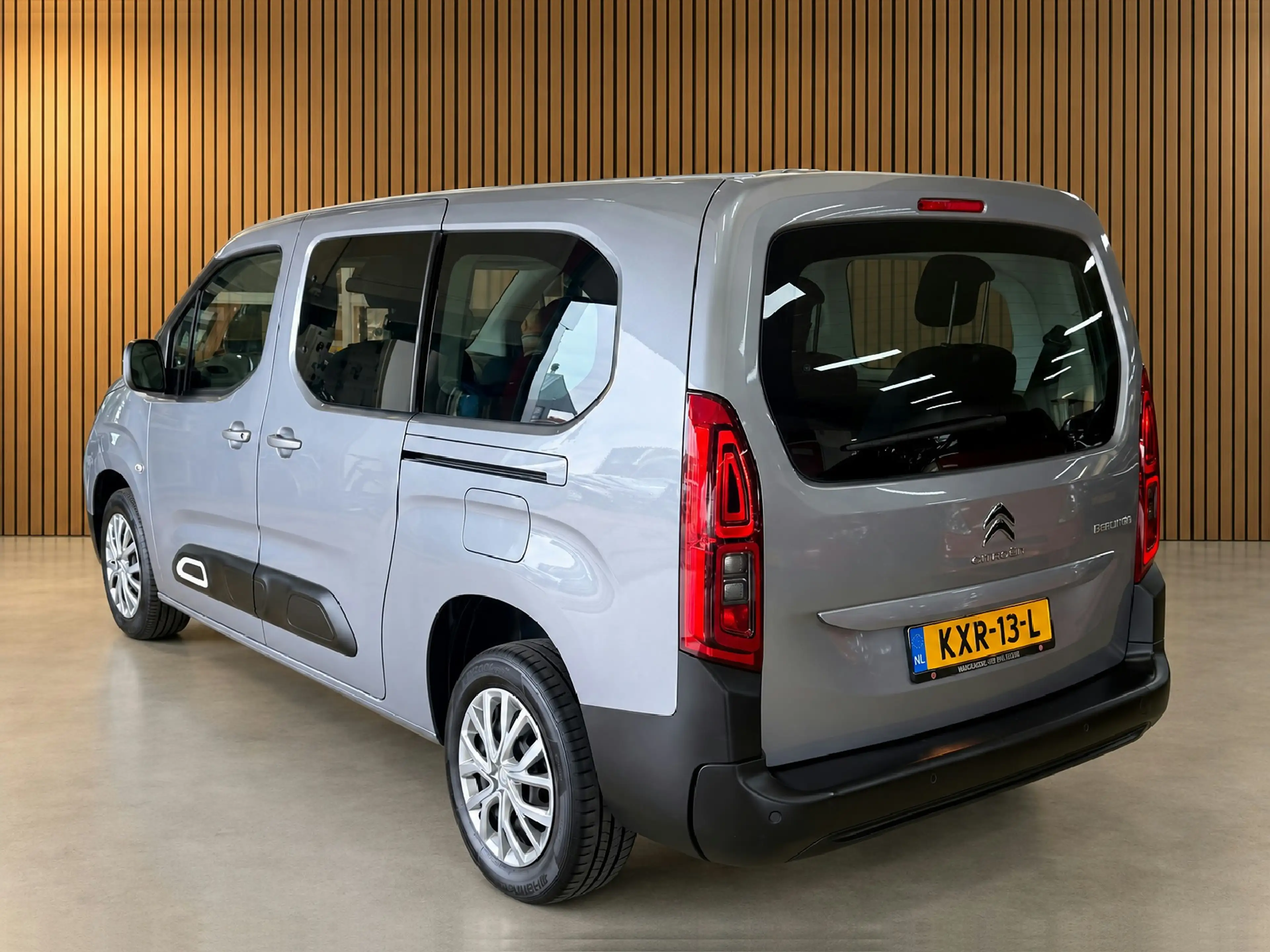 Citroen Berlingo XL 1.2 PureTech Feel 7p. | Sensoren | Cruise | Nav — photo 3