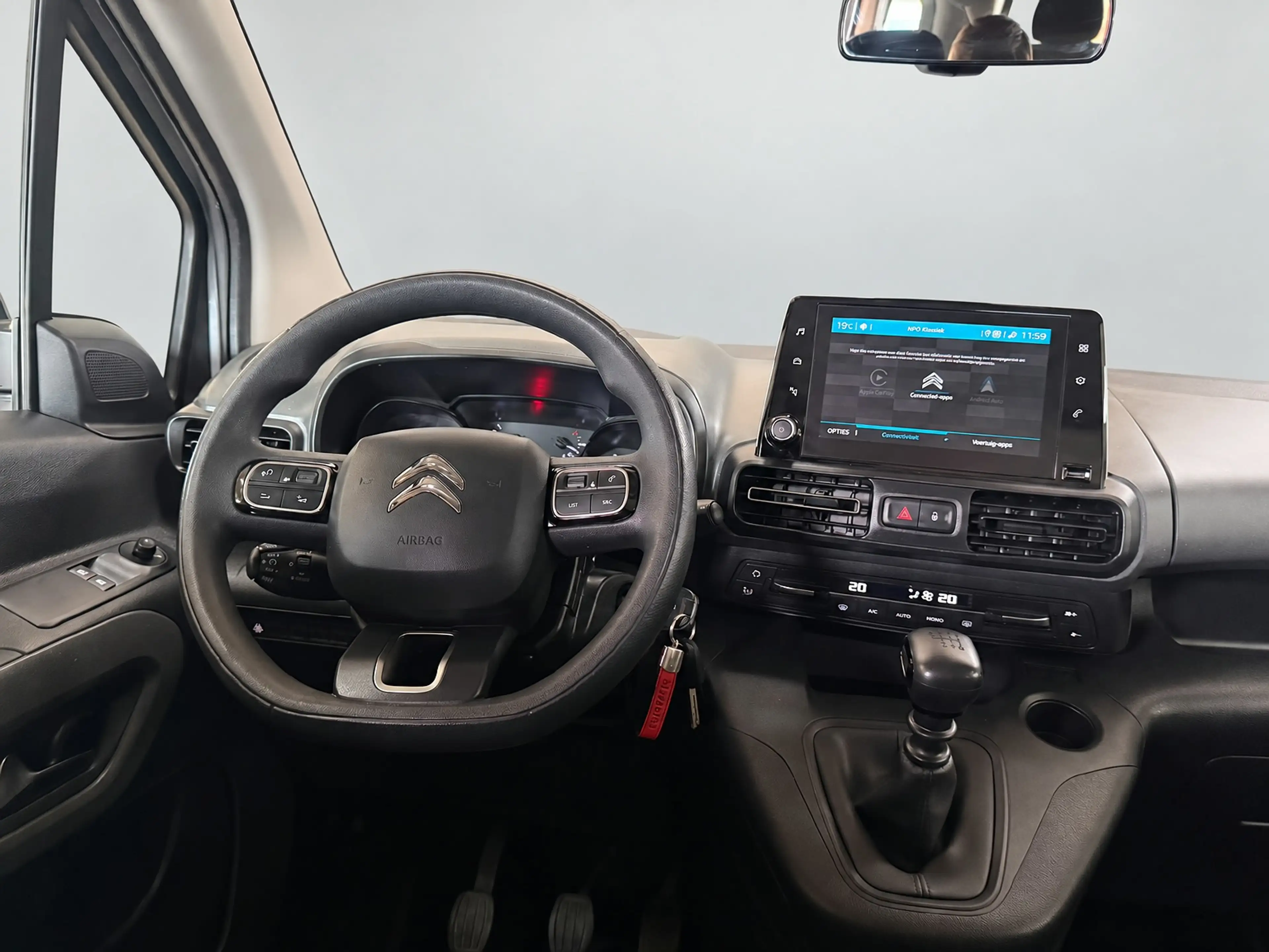 Citroen Berlingo XL 1.2 PureTech Feel 7p. | Sensoren | Cruise | Nav — photo 13