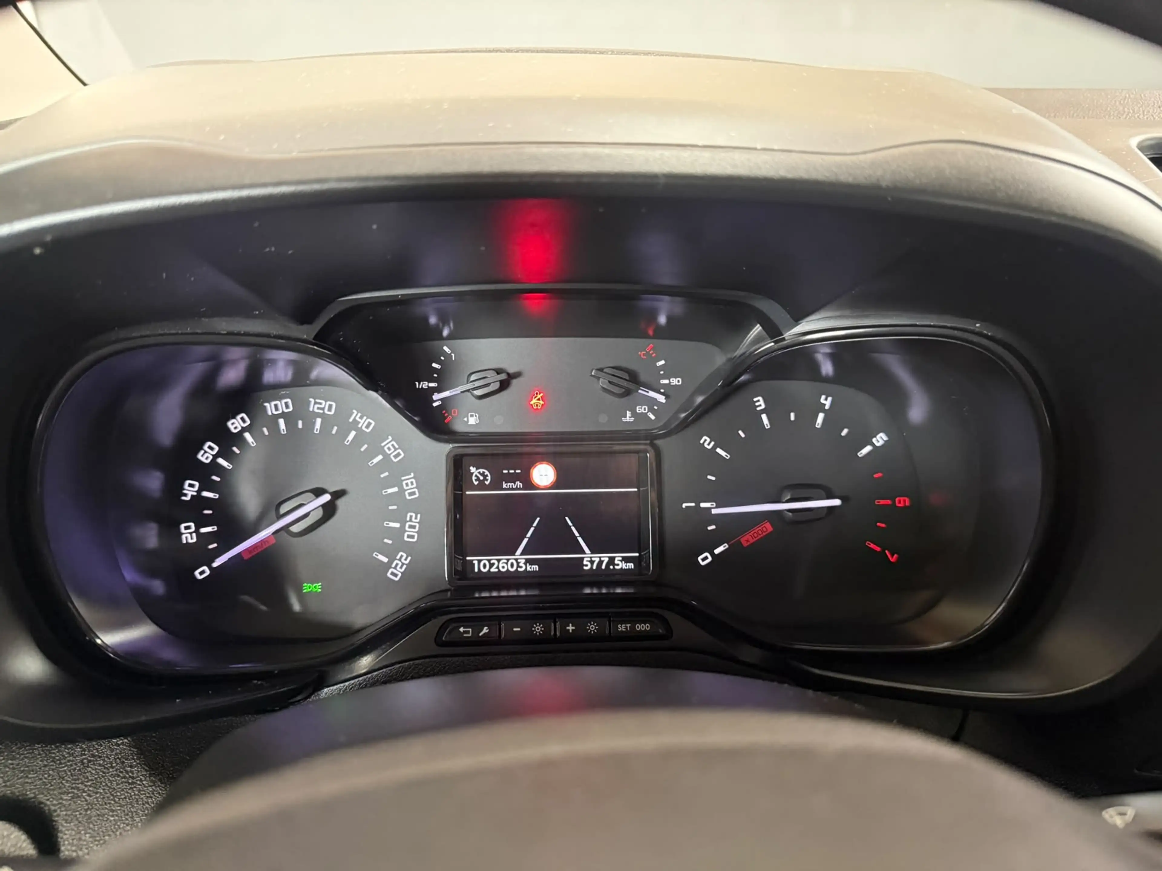 Citroen Berlingo XL 1.2 PureTech Feel 7p. | Sensoren | Cruise | Nav — photo 16