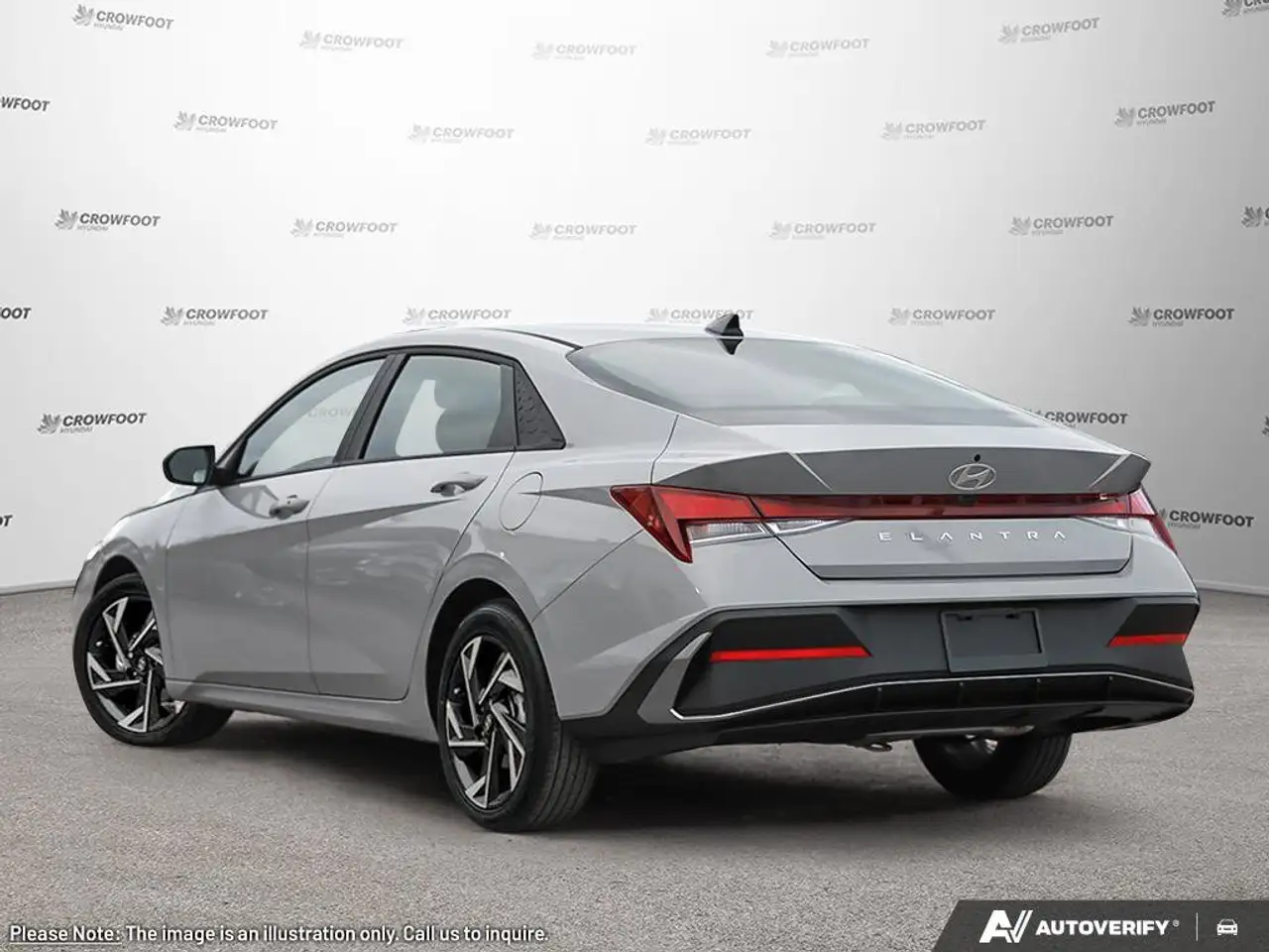 Hyundai ELANTRA снимка Hyundai ELANTRA