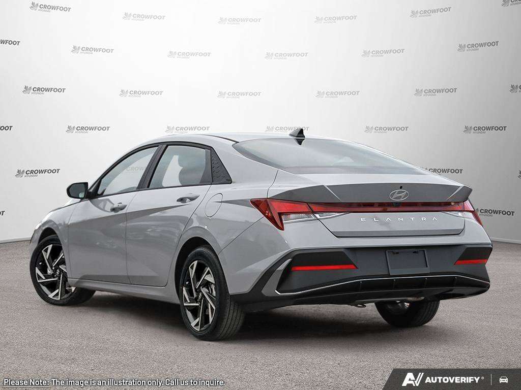 2025 Hyundai Elantra Preferred Tech | CLEAROUT PRICING — снимка 1