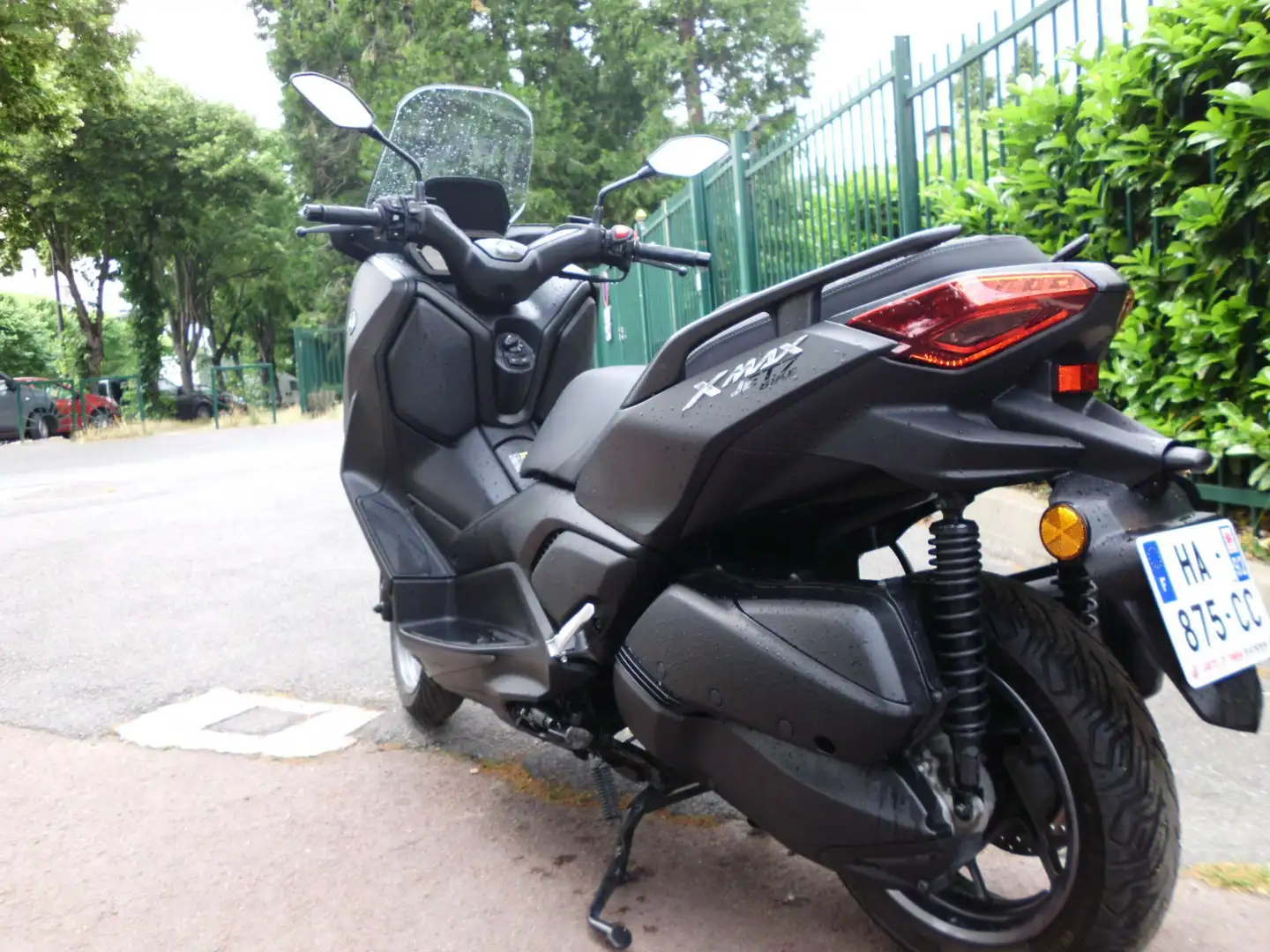 Yamaha X-Max 300 Сірий - 2