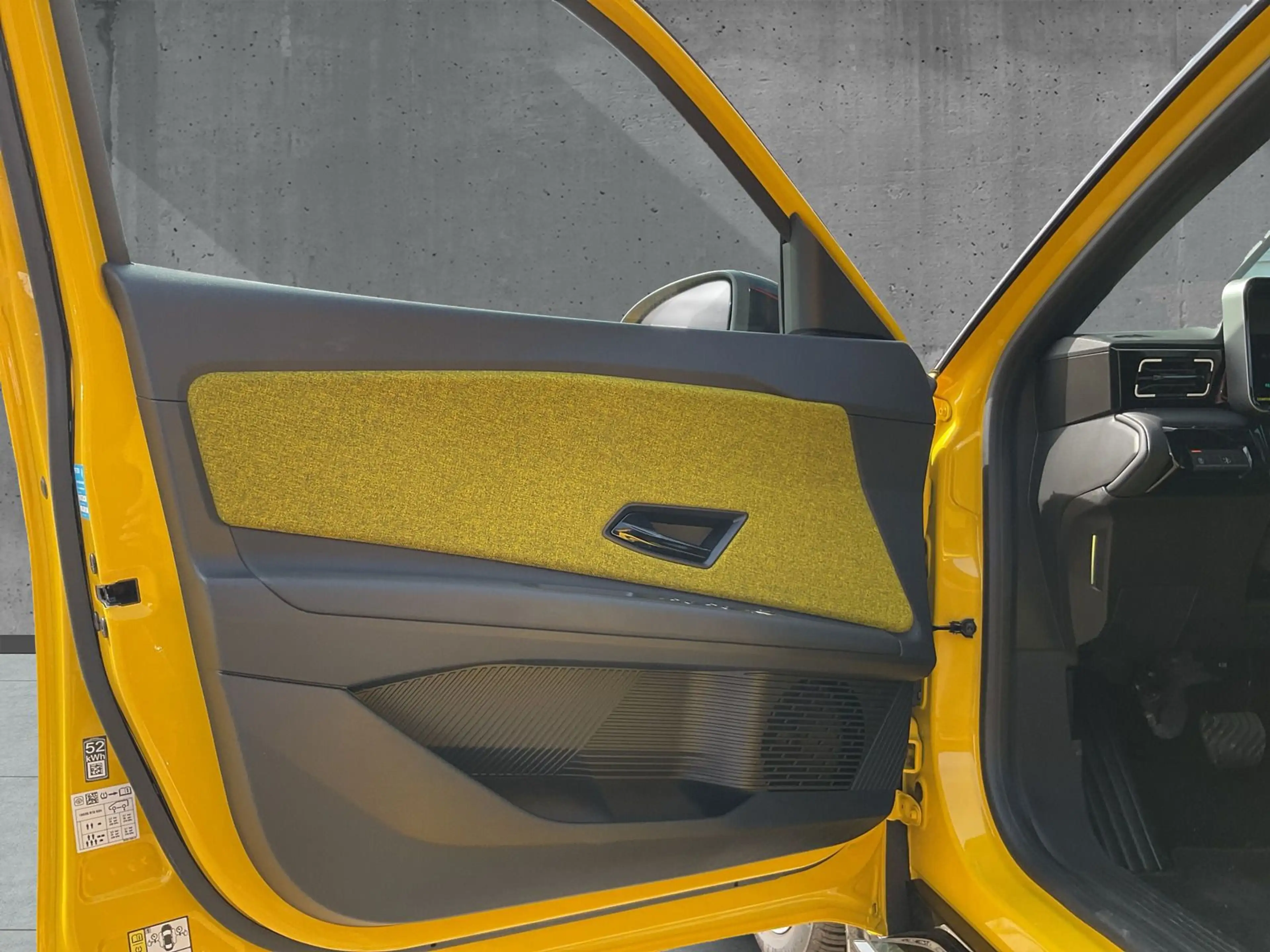 Renault R 5 E-Tech Iconic Five 150 Comfort Range — photo 8
