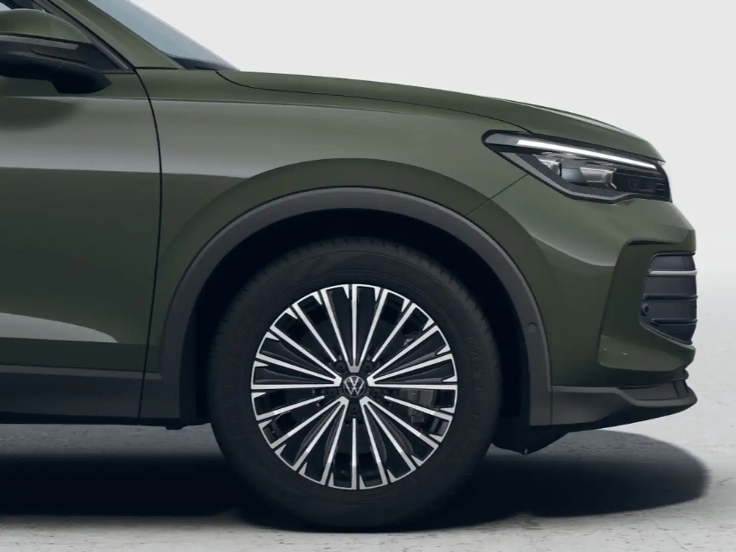 Volkswagen Tiguan Life Edition 1.5 eHybrid 204 pk 6 versn. DSG · Com Groen - 2