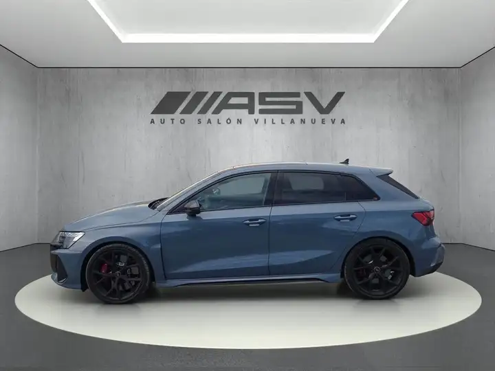 Audi RS3 2025, foto 2