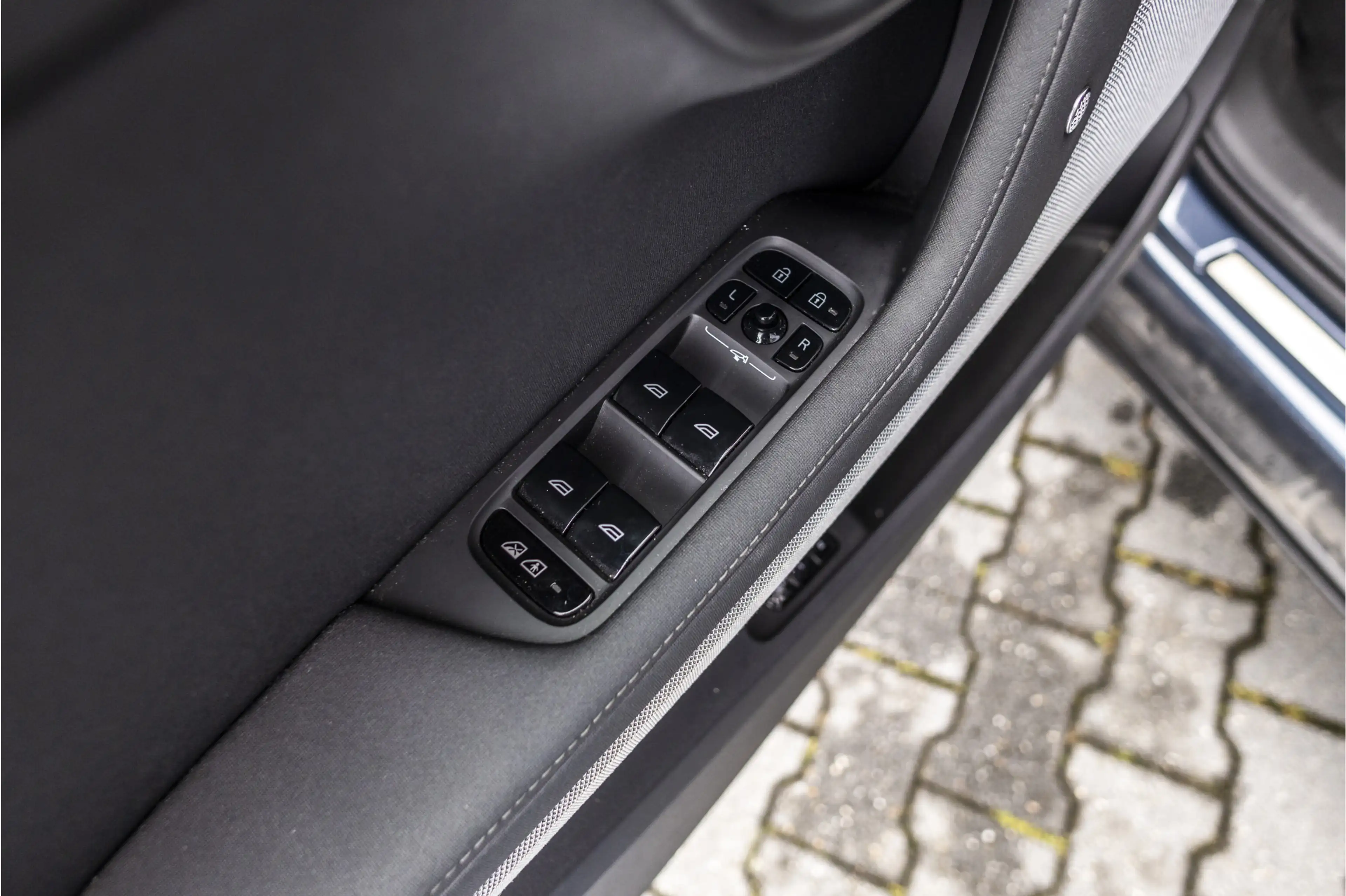 Polestar 2 Long Range Dual Motor Performance Plus 82 kWh | Ha — photo 22
