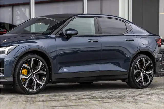 Polestar 2 view 16