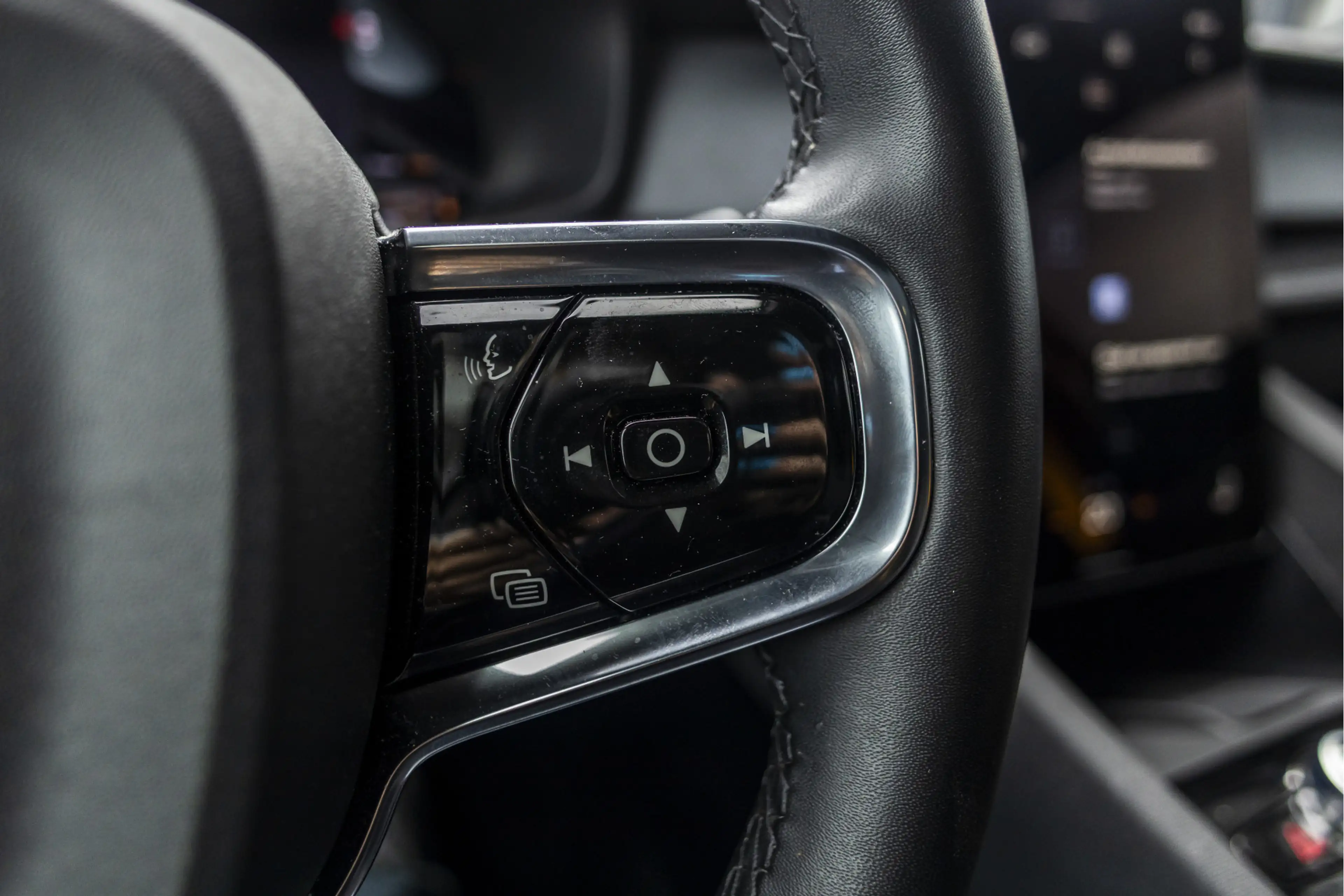 Polestar 2 Long Range Dual Motor Performance Plus 82 kWh | Ha — photo 32