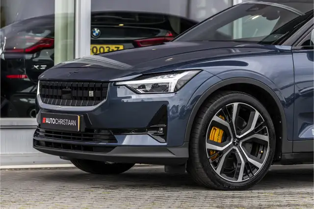 Polestar 2 view 15