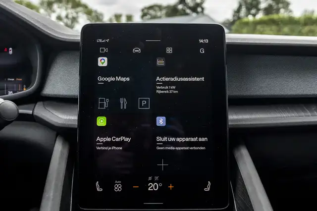 Polestar 2 view 25