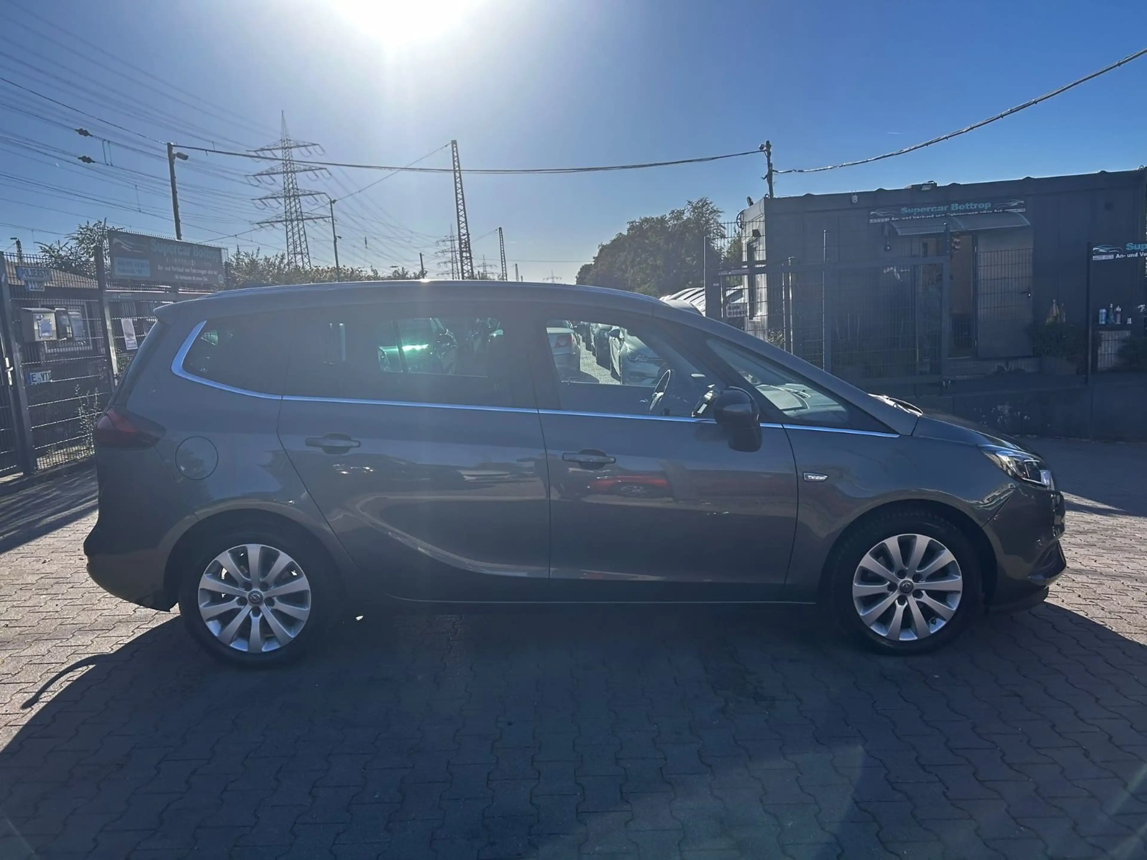 Opel Zafira C Innovation Start/Stop — photo 9