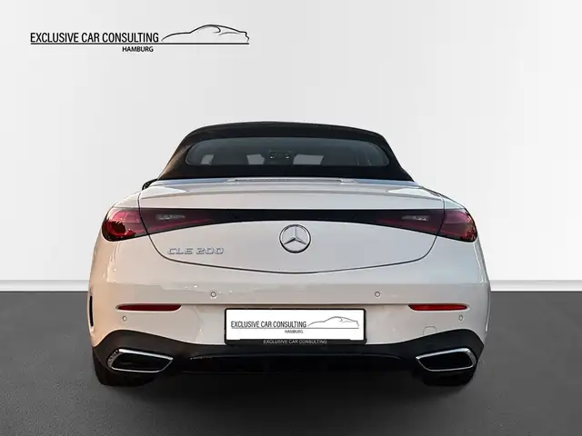 Mercedes-Benz Cle view 5