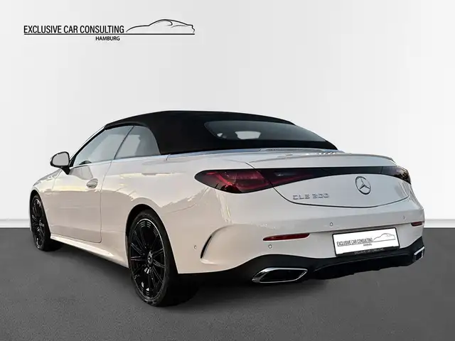Mercedes-Benz Cle view 4