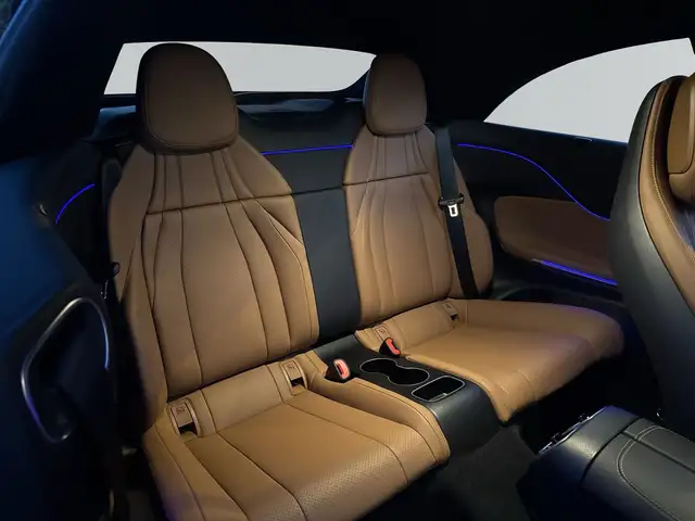 Mercedes-Benz Cle view 11