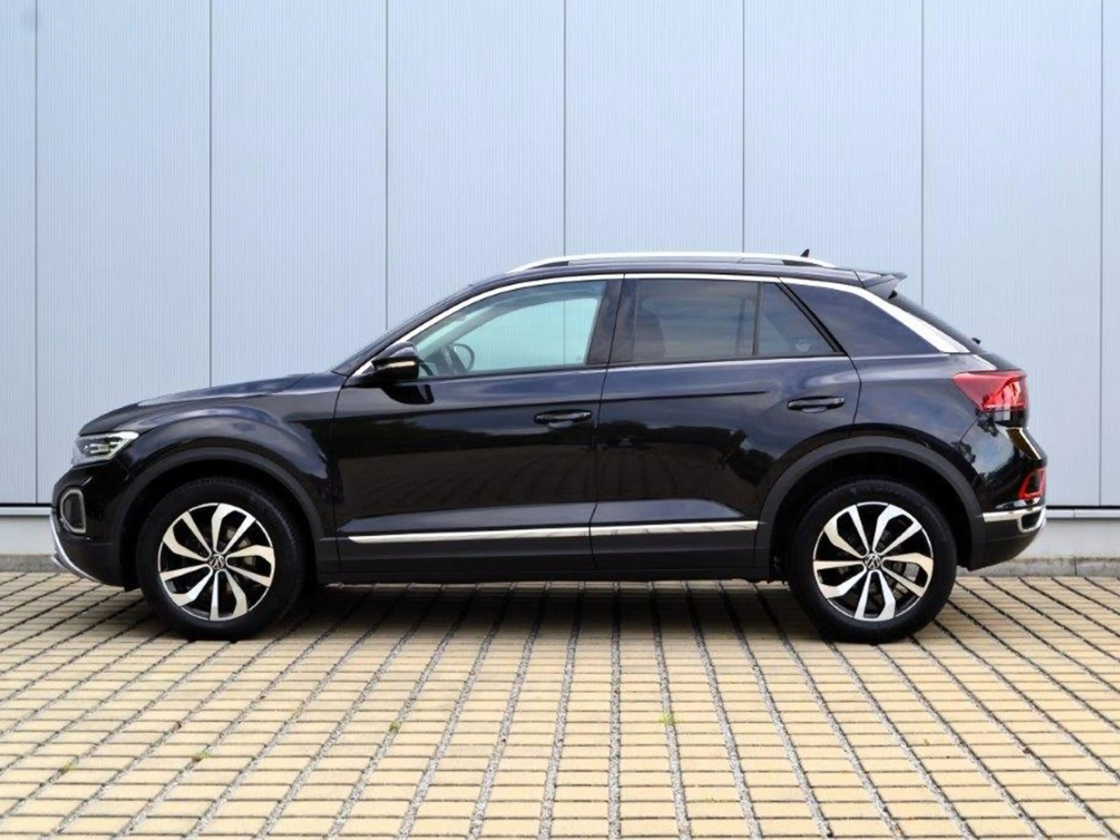Volkswagen T-Roc 1.5 TSI DSG Facelift Style MATRIX/17-ZOLL/NAVI-PR — photo 8