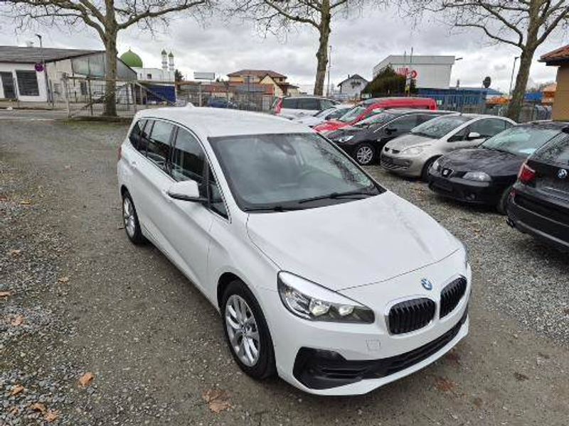 BMW 218 218d Active Tourer Aut. Advantage — photo 3