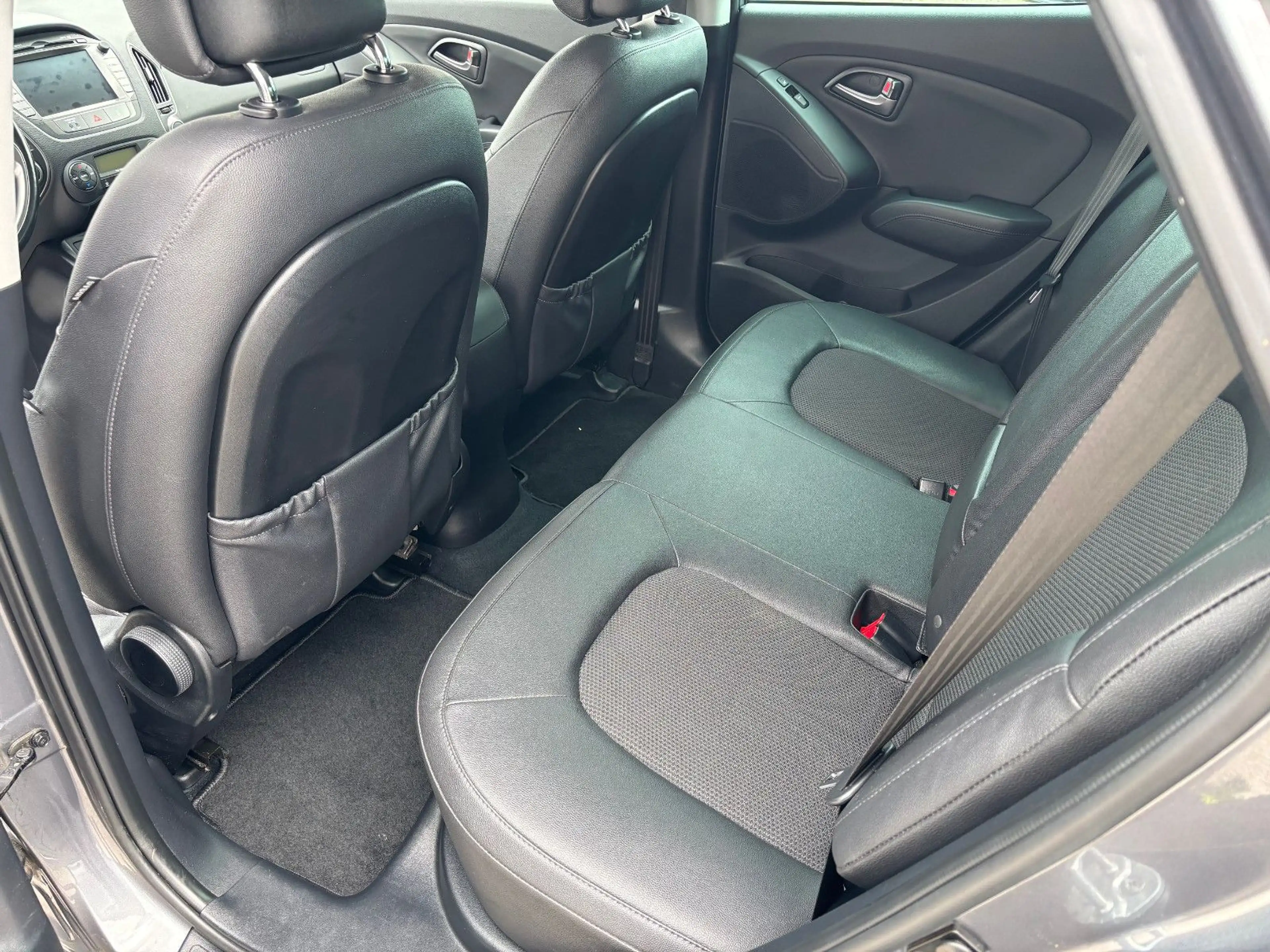 Hyundai iX35 2.0 GDI Trend 2WD +KAMERA+SHZ+GRA+STANDHEIZ — photo 9