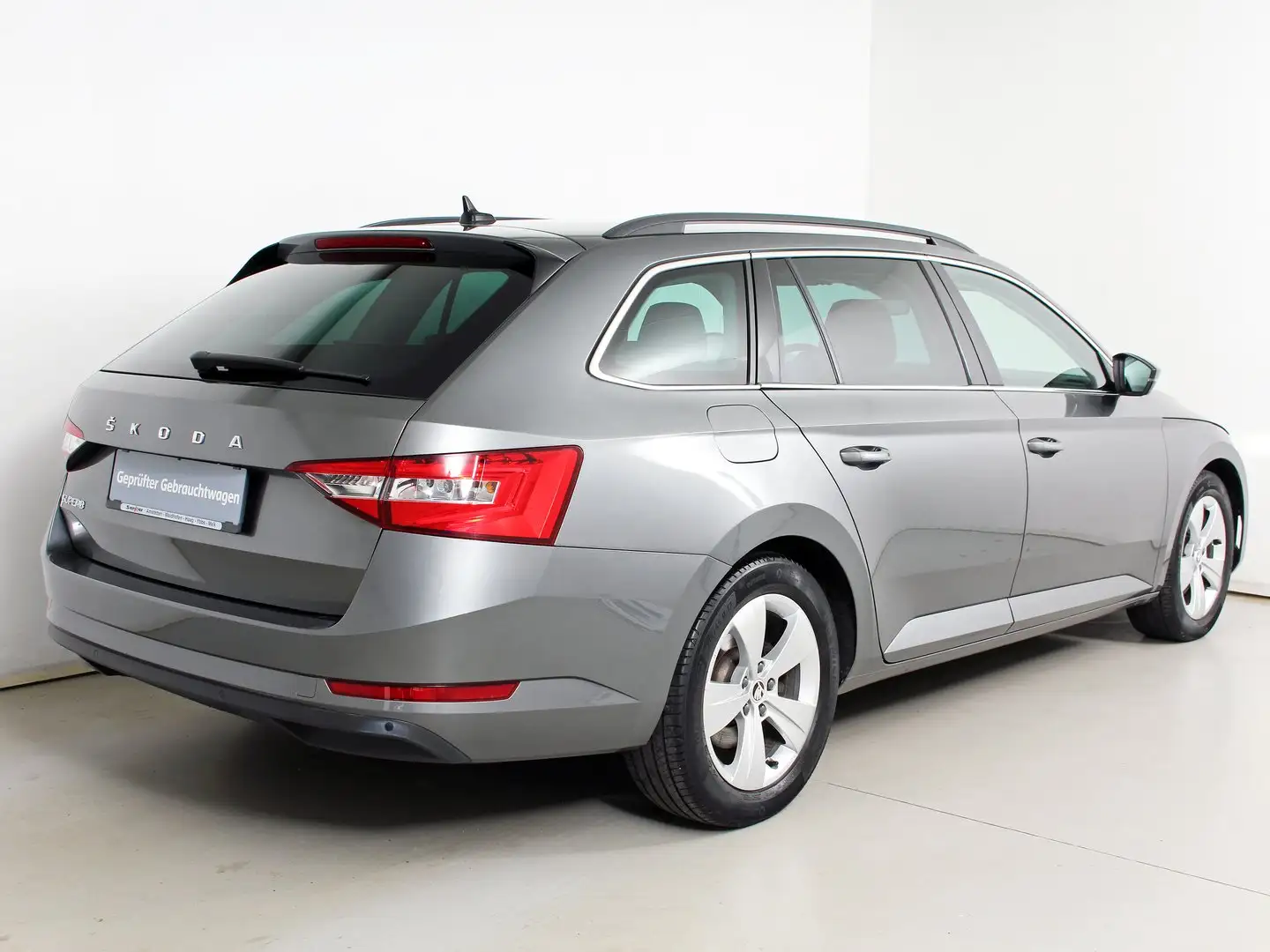 Skoda Superb Ambition TDI DSG Gris - 2