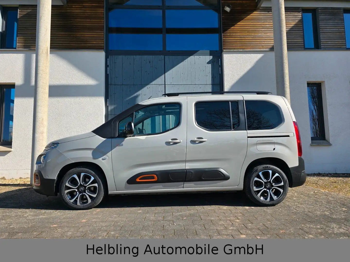 Citroen Berlingo Shine XTR PANO AHK ACC HeadUp 1-Hand Gris - 2