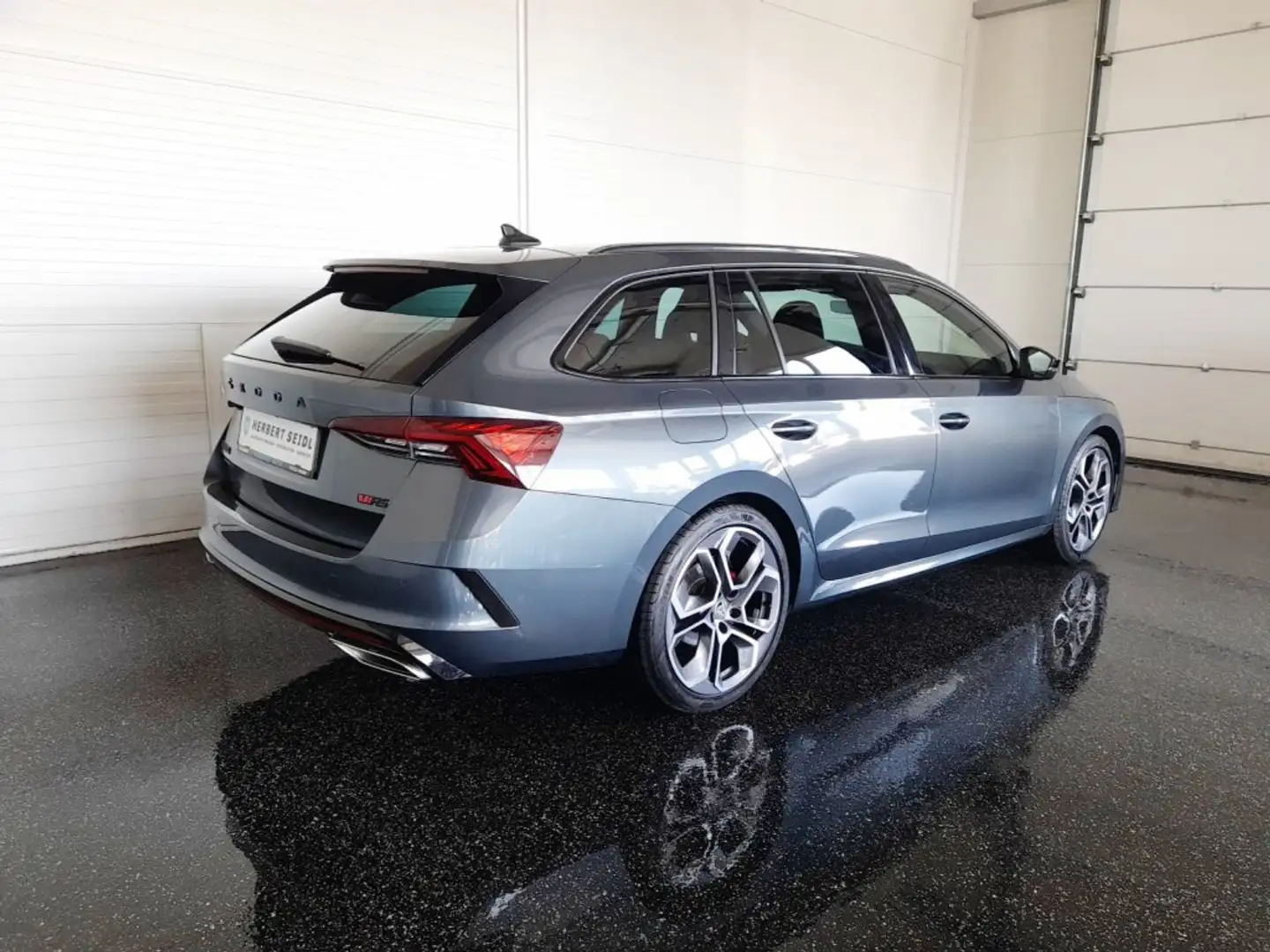 Skoda Octavia Combi RS 2,0 TDI DSG *19 ZOLL / MATRIX-LED / HEAD-UP / VIRTUELL / NAVI / CANTON / E-KLAPPE* Grau - 2