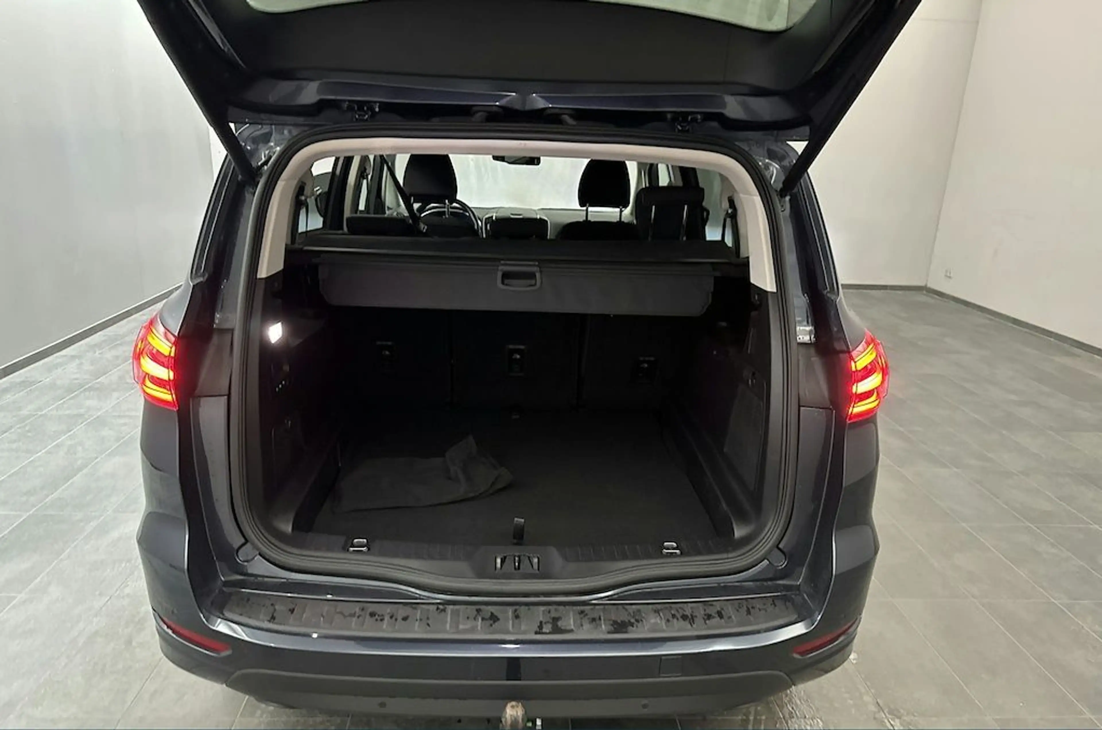 Ford S-Max FHEV Titanium |ACC|AHK|LED|el.Heckklappe — photo 7