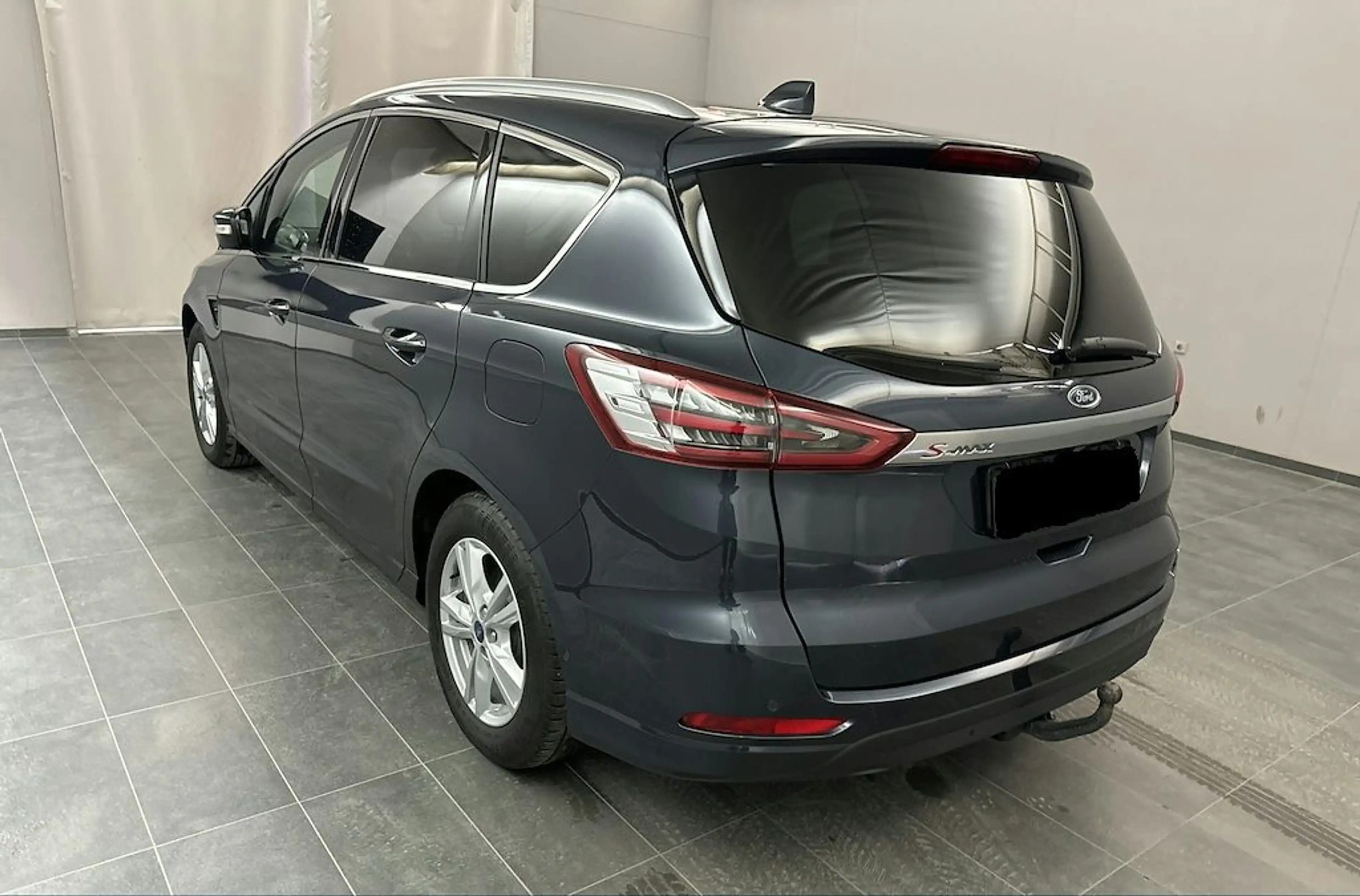Ford S-Max FHEV Titanium |ACC|AHK|LED|el.Heckklappe — photo 4
