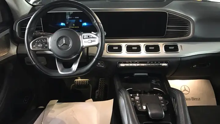 Mercedes-Benz GLE 2022, foto 8