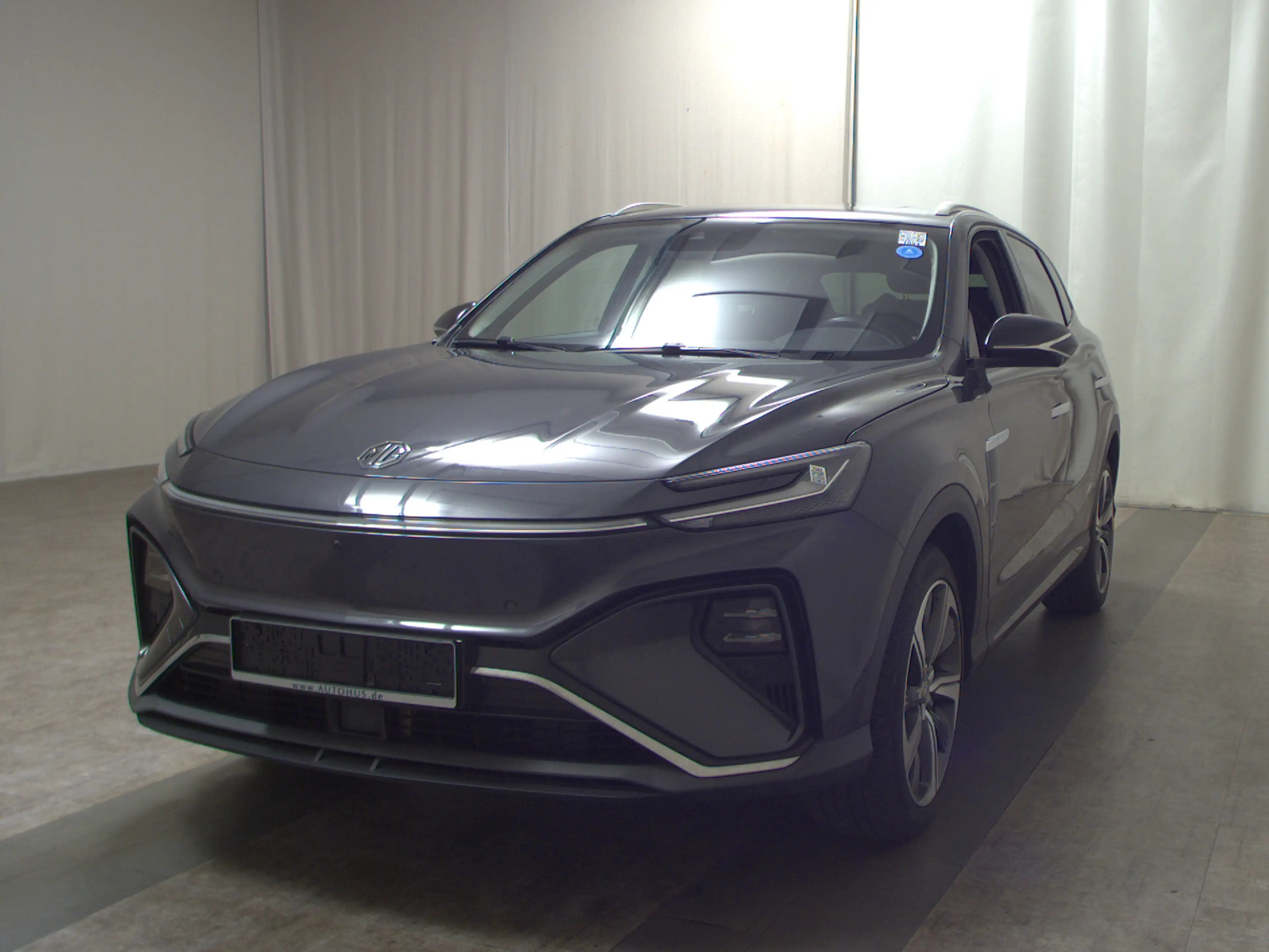 MG Marvel R Electric Luxury Navi LED Leder Pano — photo 2