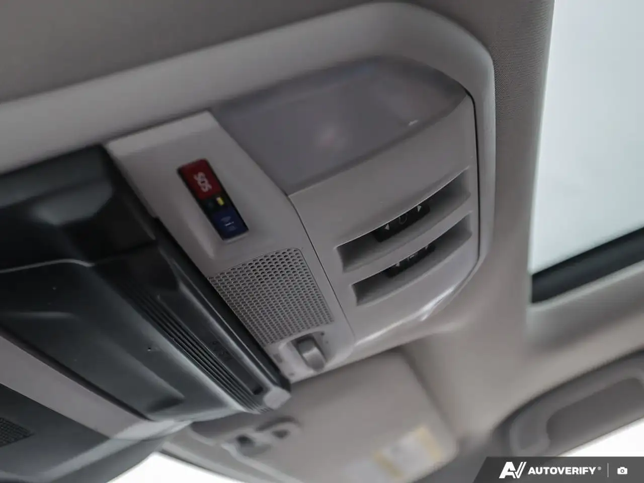 Subaru Ascent снимка Subaru Ascent