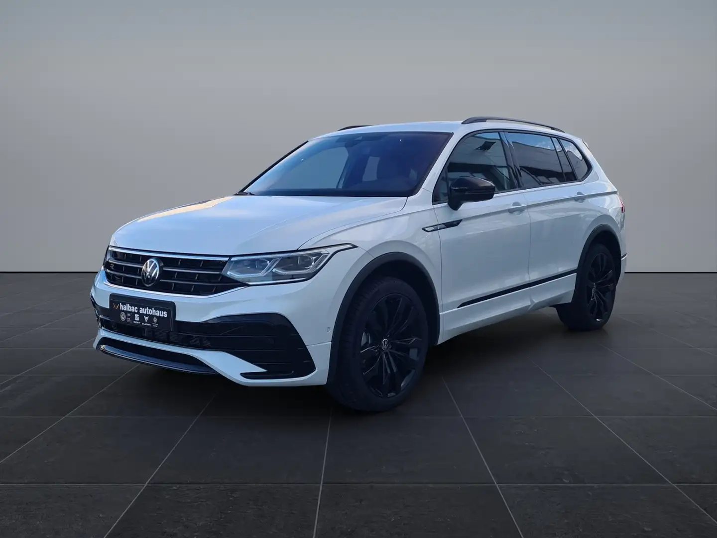 Volkswagen Tiguan Allspace 2.0 TSI DSG 4Mo R-LINE+AHK+PANOD+IQ.DRIVE+WR+KAME Wit - 2