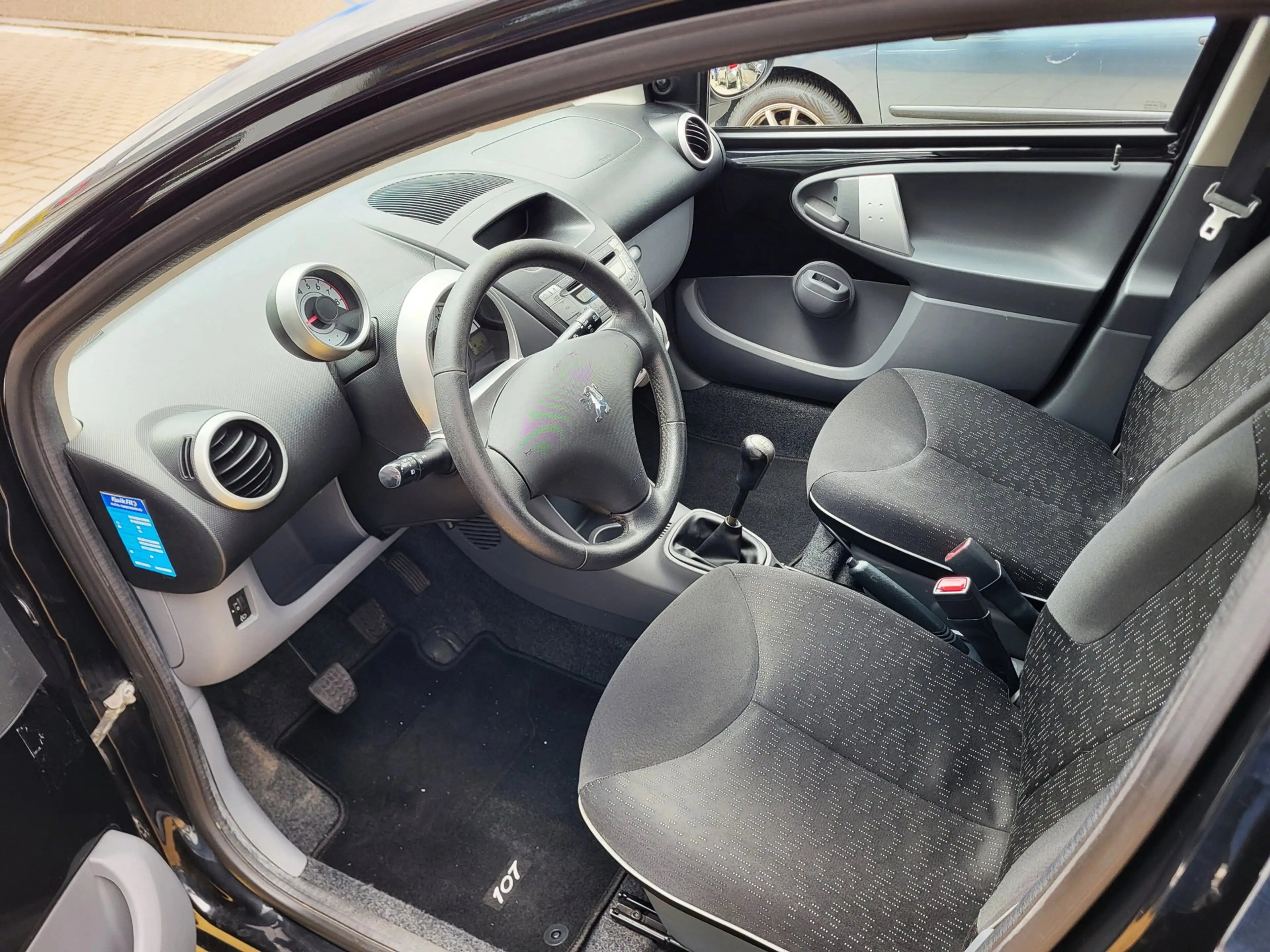 Peugeot 107 1.0-12V Sportium / Airco / Lichtmetalen velgen / e — photo 7