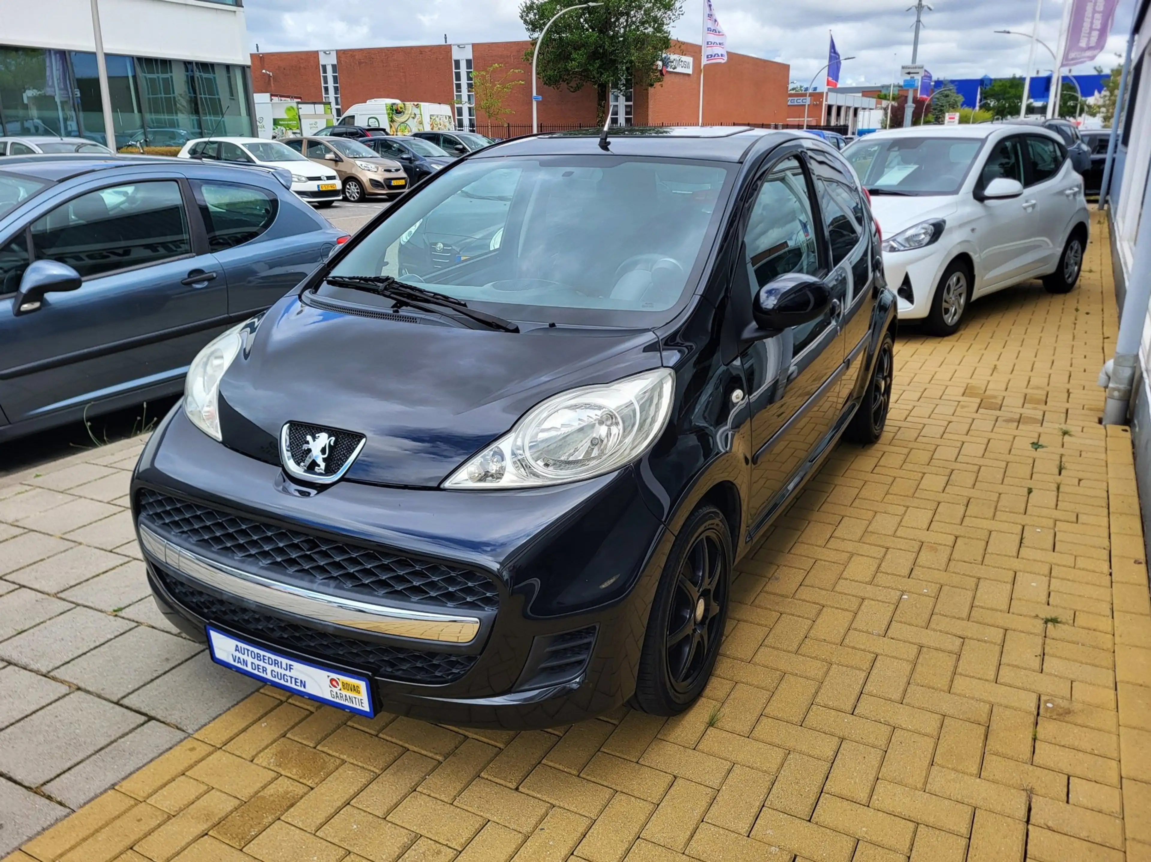 Peugeot 107 1.0-12V Sportium / Airco / Lichtmetalen velgen / e — photo 3