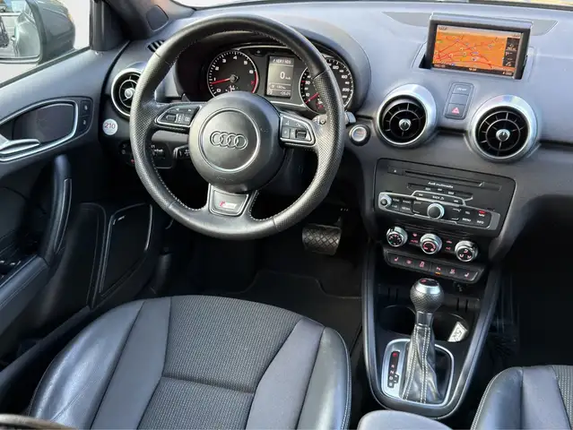 Audi A1 view 11