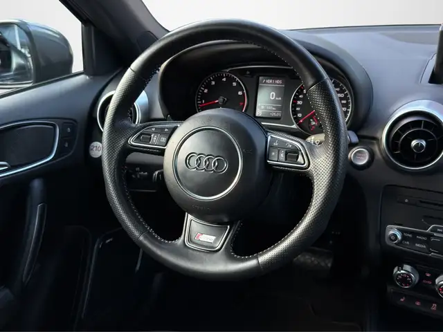 Audi A1 view 21