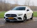 Mercedes-Benz A 250 250 e AMG Ultimate edition Wit - thumbnail 1
