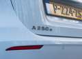 Mercedes-Benz A 250 250 e AMG Ultimate edition Wit - thumbnail 16