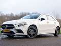 Mercedes-Benz A 250 250 e AMG Ultimate edition Wit - thumbnail 2