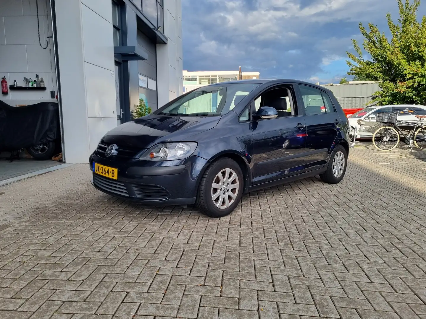 Volkswagen Golf Plus 1.6 FSI Trendline Blauw - 1