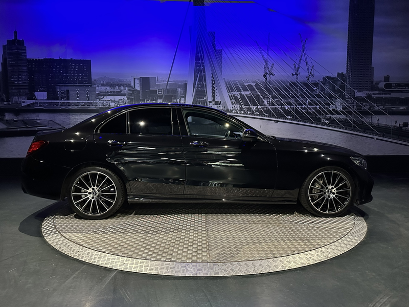 Mercedes-Benz C 300 AMG Performance Night *Burmester*Memory*360 camera — photo 14