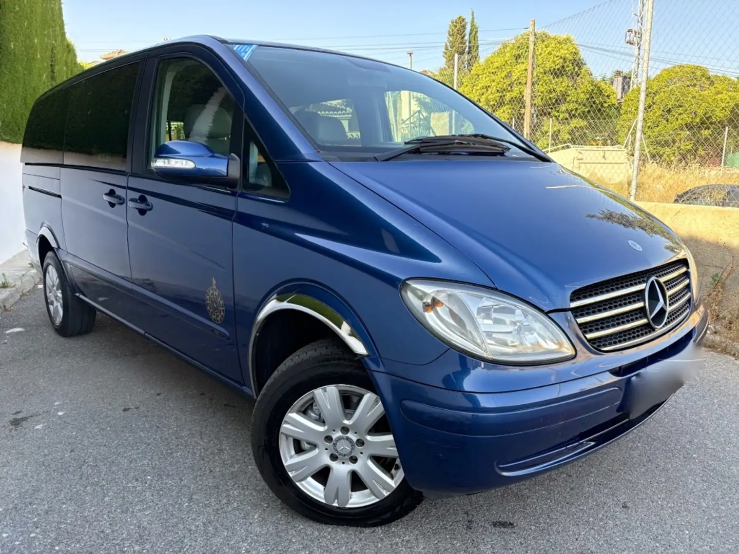 Mercedes-Benz Viano 2.2CDI Fun Larga Modrá - 1