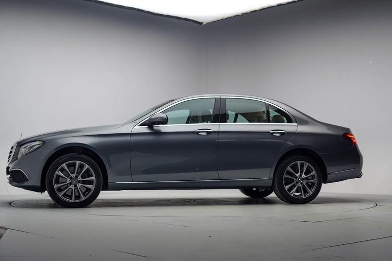 Mercedes-Benz E 450 4MATIC Premium Aut. [ LED Leder Camera Stoelverwar — photo 2
