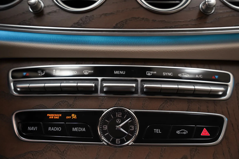 Mercedes-Benz E 450 4MATIC Premium Aut. [ LED Leder Camera Stoelverwar — photo 8