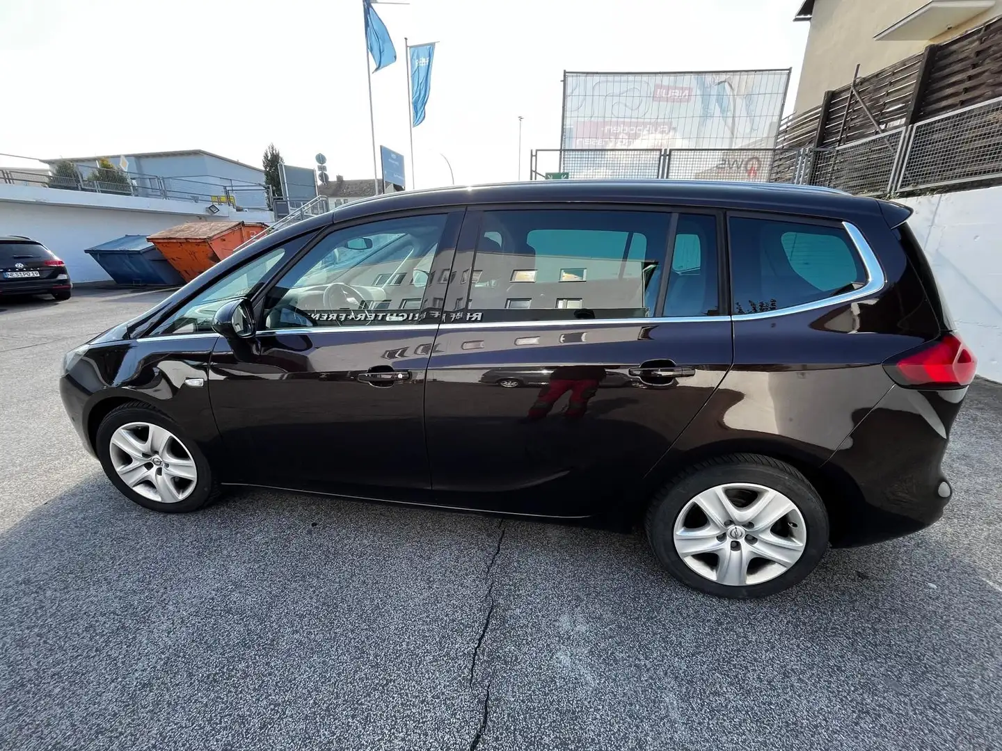 Opel Zafira Tourer Zafira Tourer 2.0 CDTI Automatik drive Brown - 1