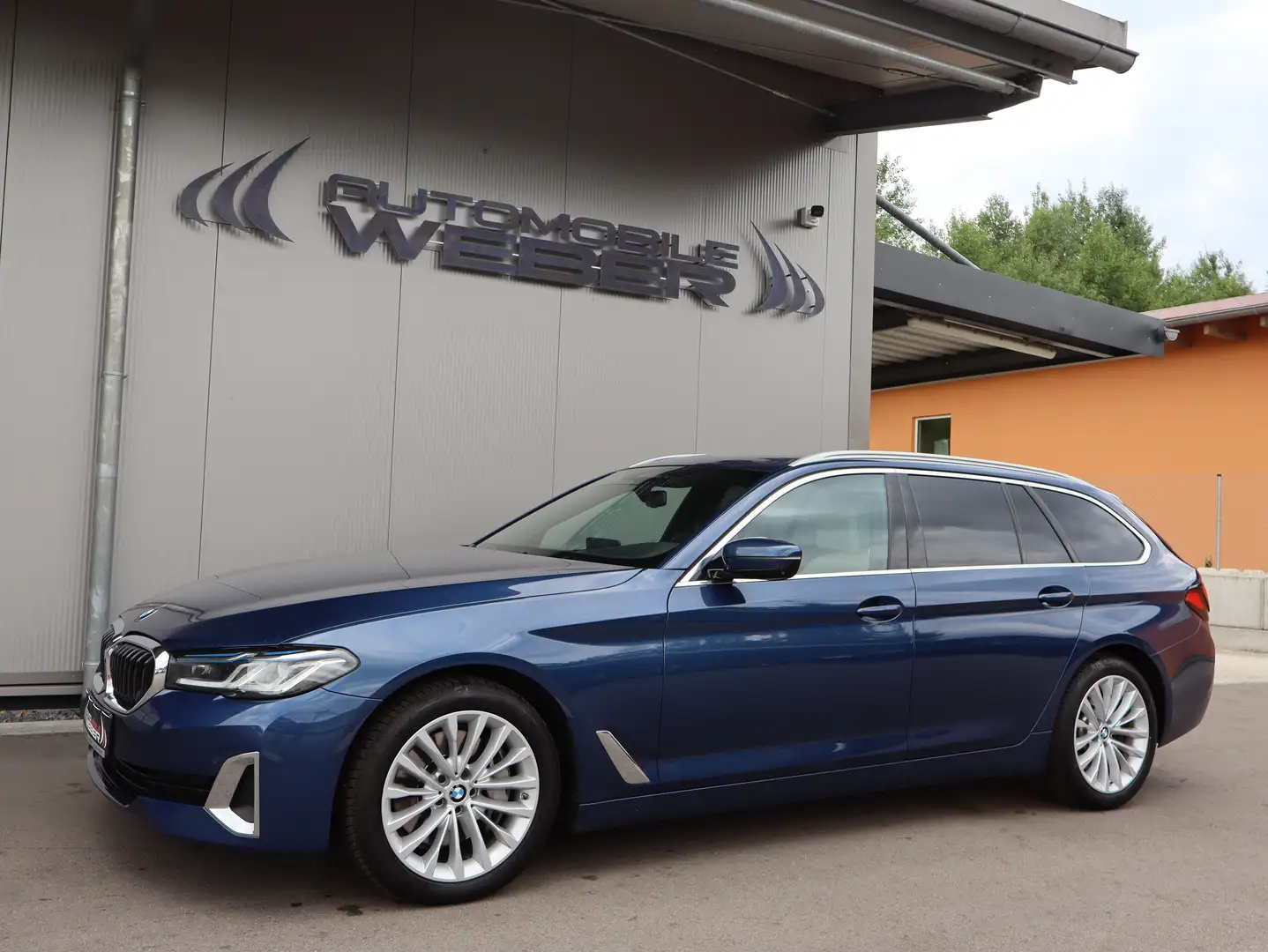 BMW 530 d xDrive Touring Aut. LUXURY LINE *LASER*KAMERA* Blu/Azzurro - 1