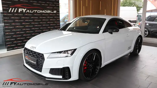 Audi TTS quattro competition*