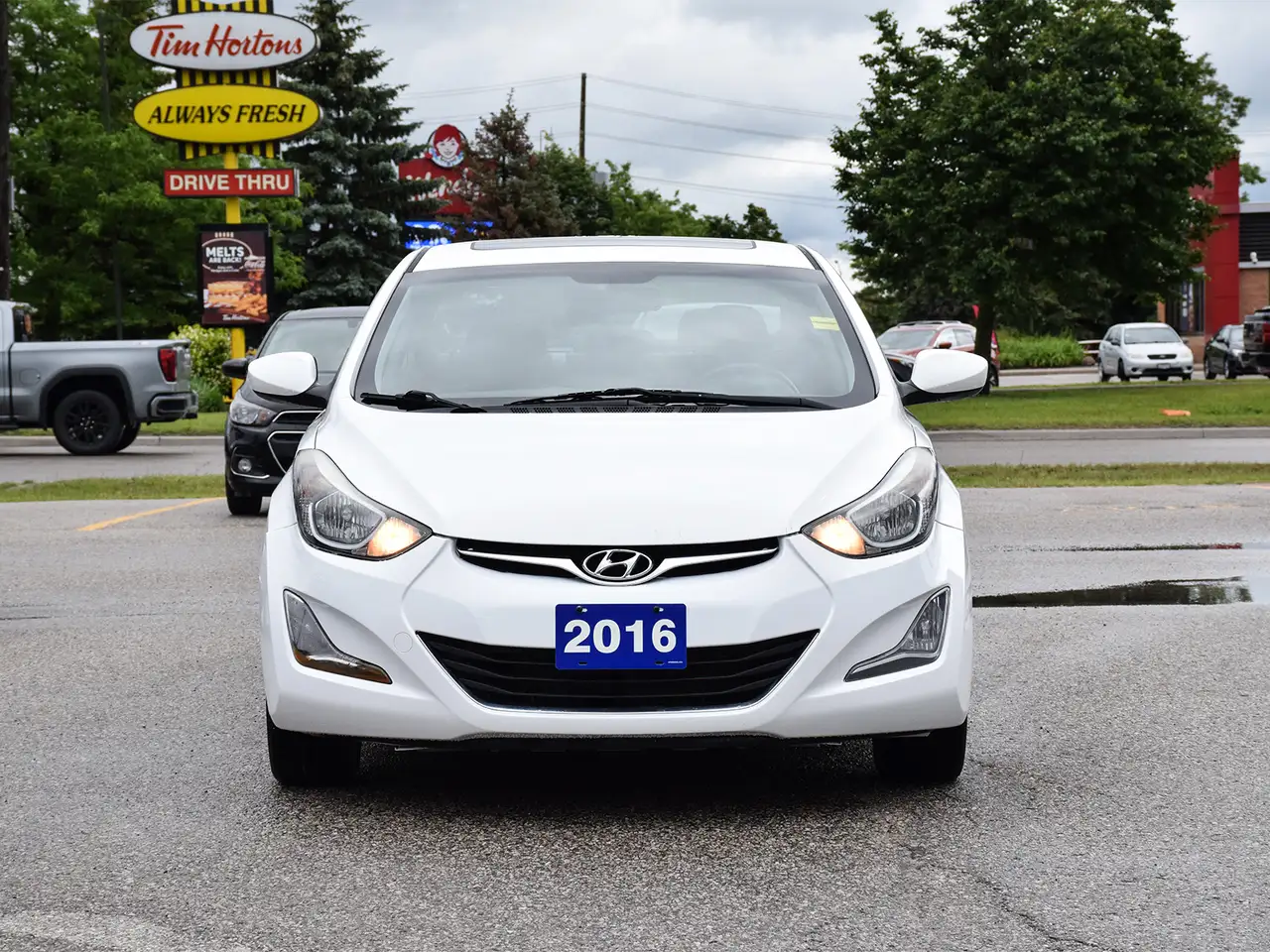 Hyundai ELANTRA снимка Hyundai ELANTRA